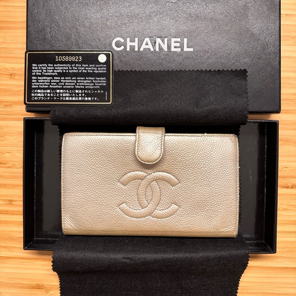 Authentic Chanel Caviar CC wallet in metallic